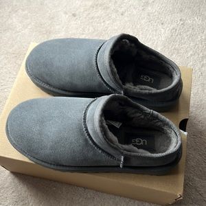 UGG Women’s Classic Slipper Grey Size 8